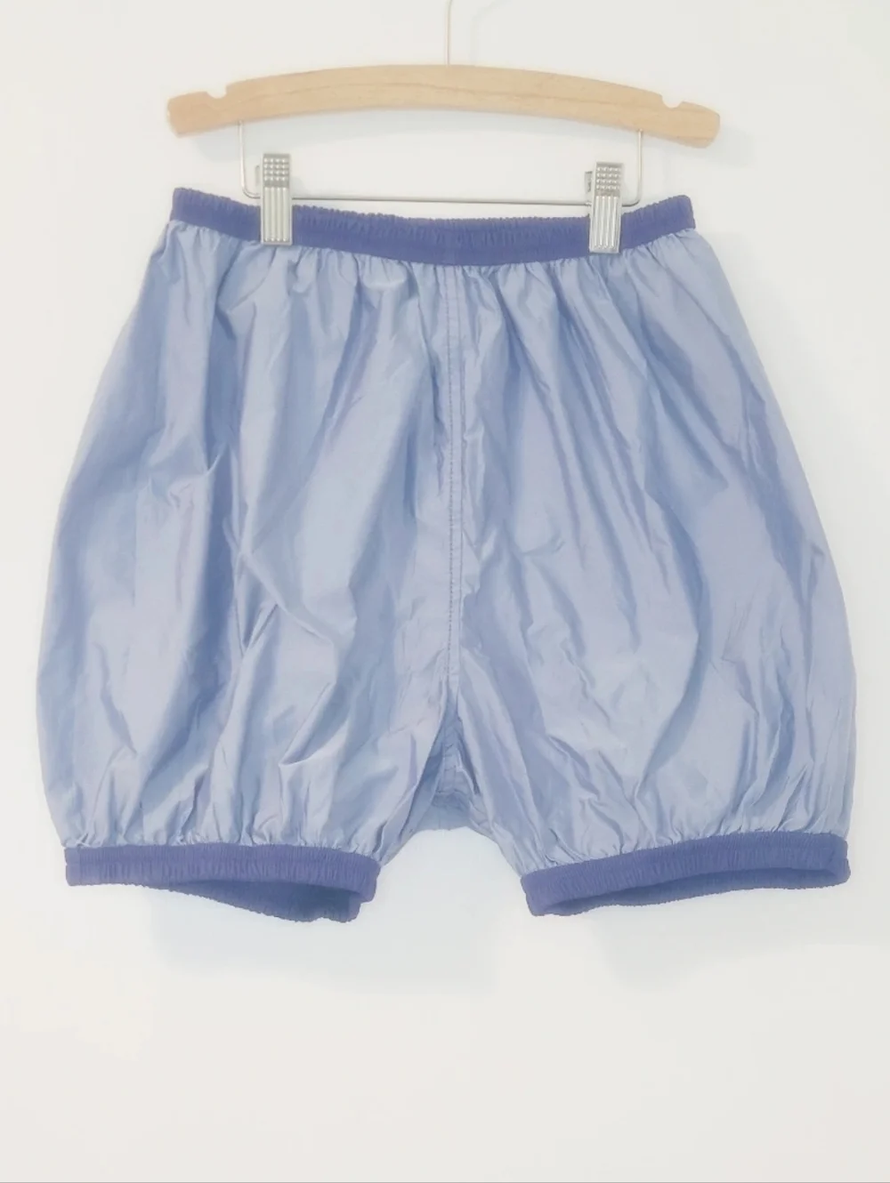 NEW Bullet Pointe Shorts - Picture 2 of 8